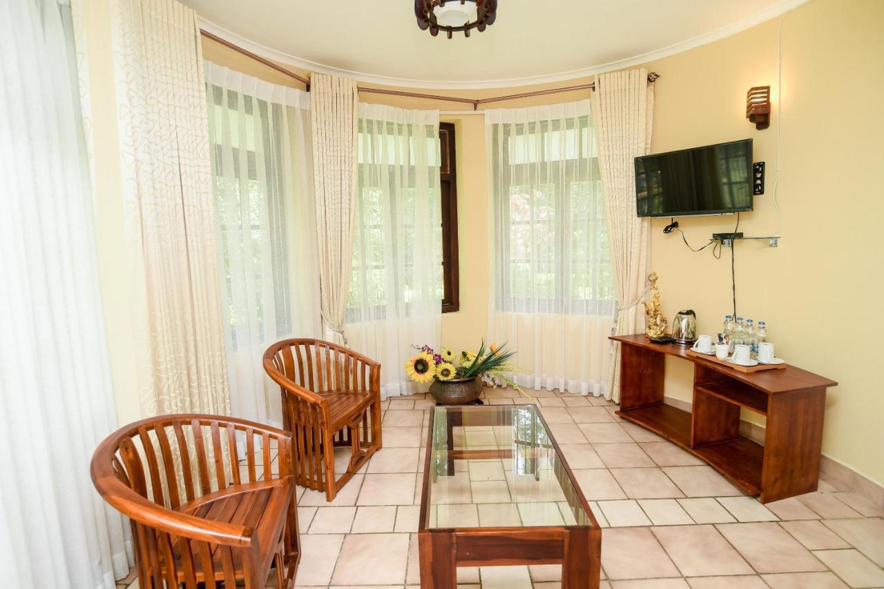 Man Mountain Villa Matale Kültér fotó